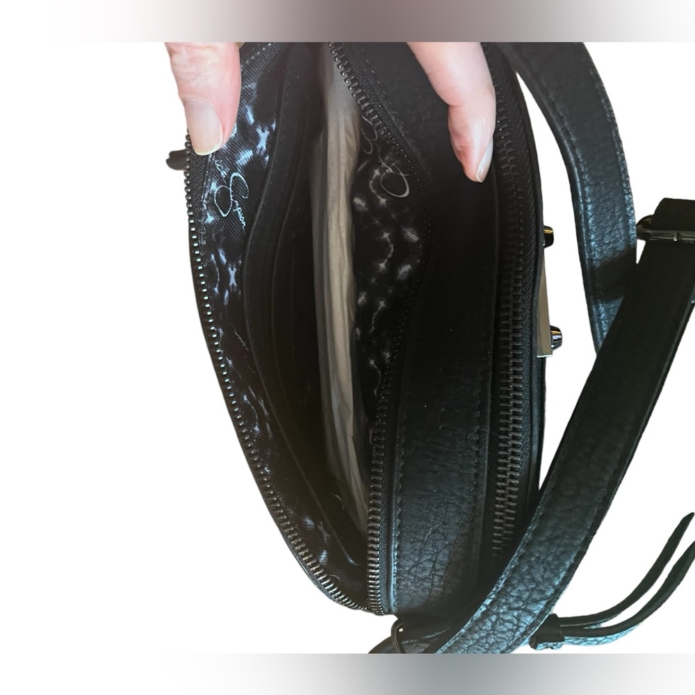 Jessica Simpson Bag - Picture 5 of 7